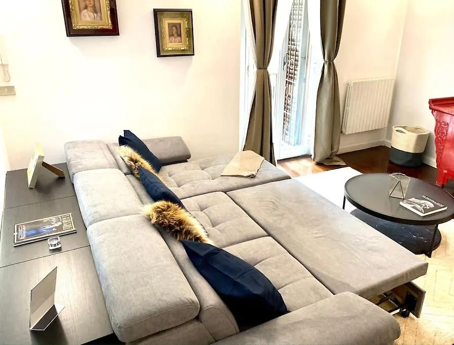 Duomo Area 2 Bedroom Appartment Deluxe Milán