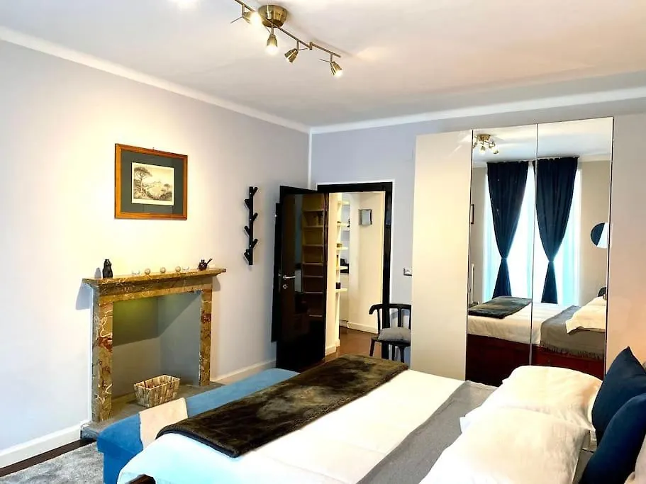 Apartamento Duomo Area 2 Bedroom Appartment Deluxe Milán Italia