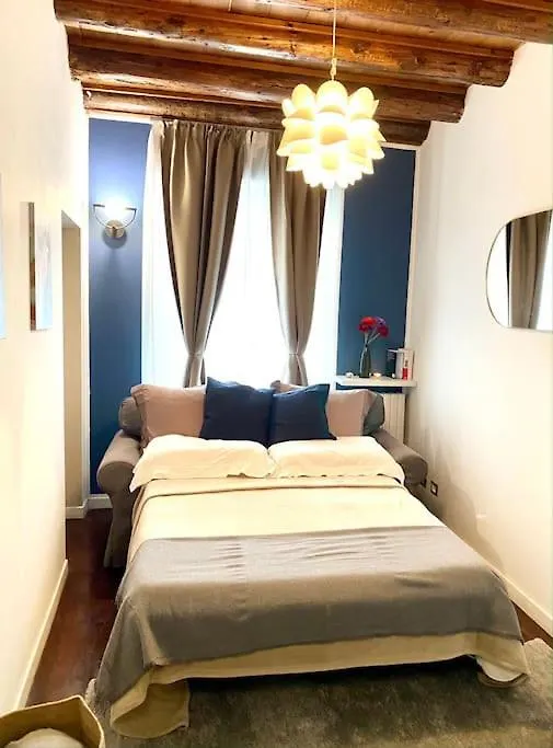 Duomo Area 2 Bedroom Appartment Deluxe Milán Italia